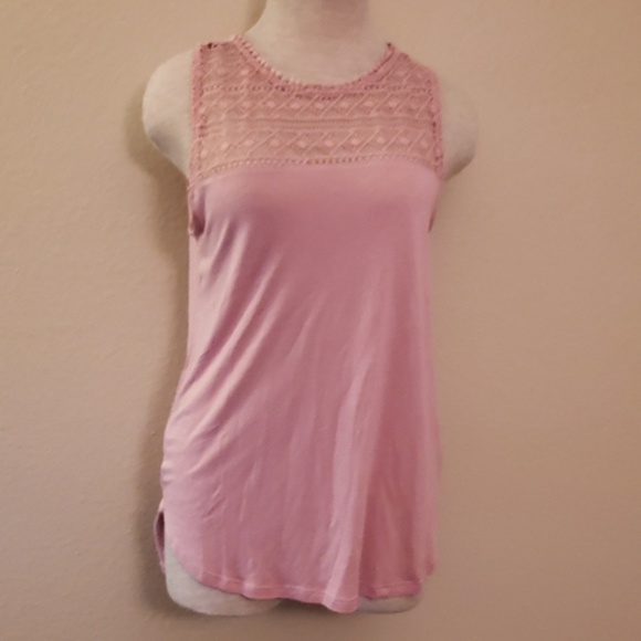 H&M Tops - H&M pink tank top blouse S